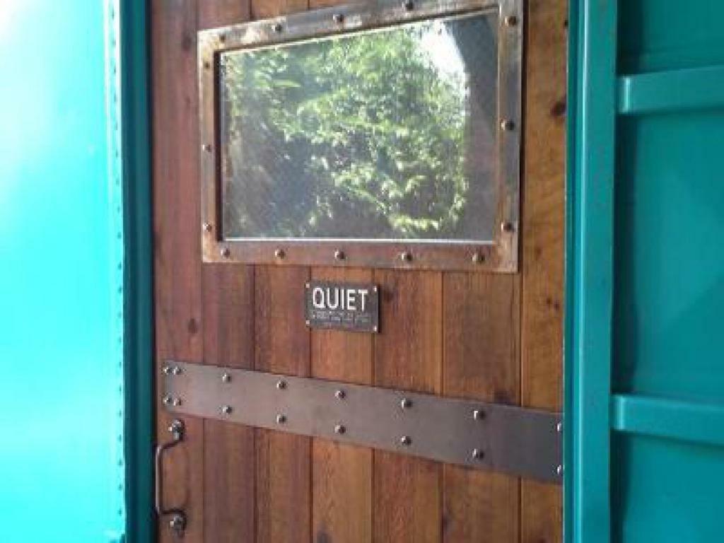 Riley'S Railhouse Bed & Breakfast Chesterton Ruang foto